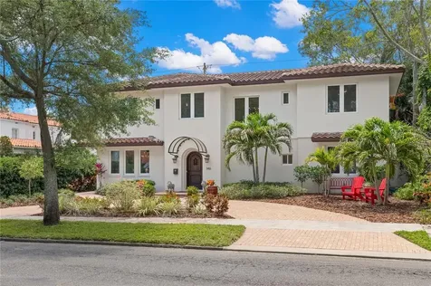 346 22nd Avenue NE St Petersburg FL 33704