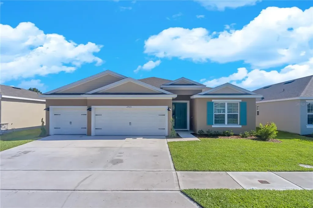 2925 Hooded Crane Cove Harmony FL 34773