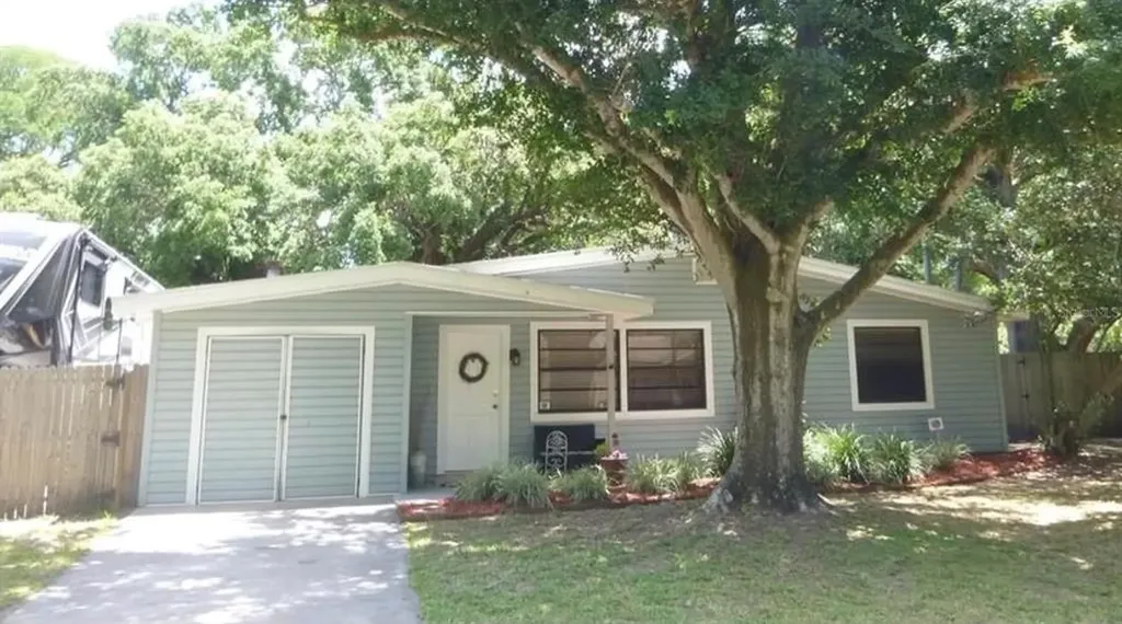 2025 Heidelberg Avenue Dunedin FL 34698