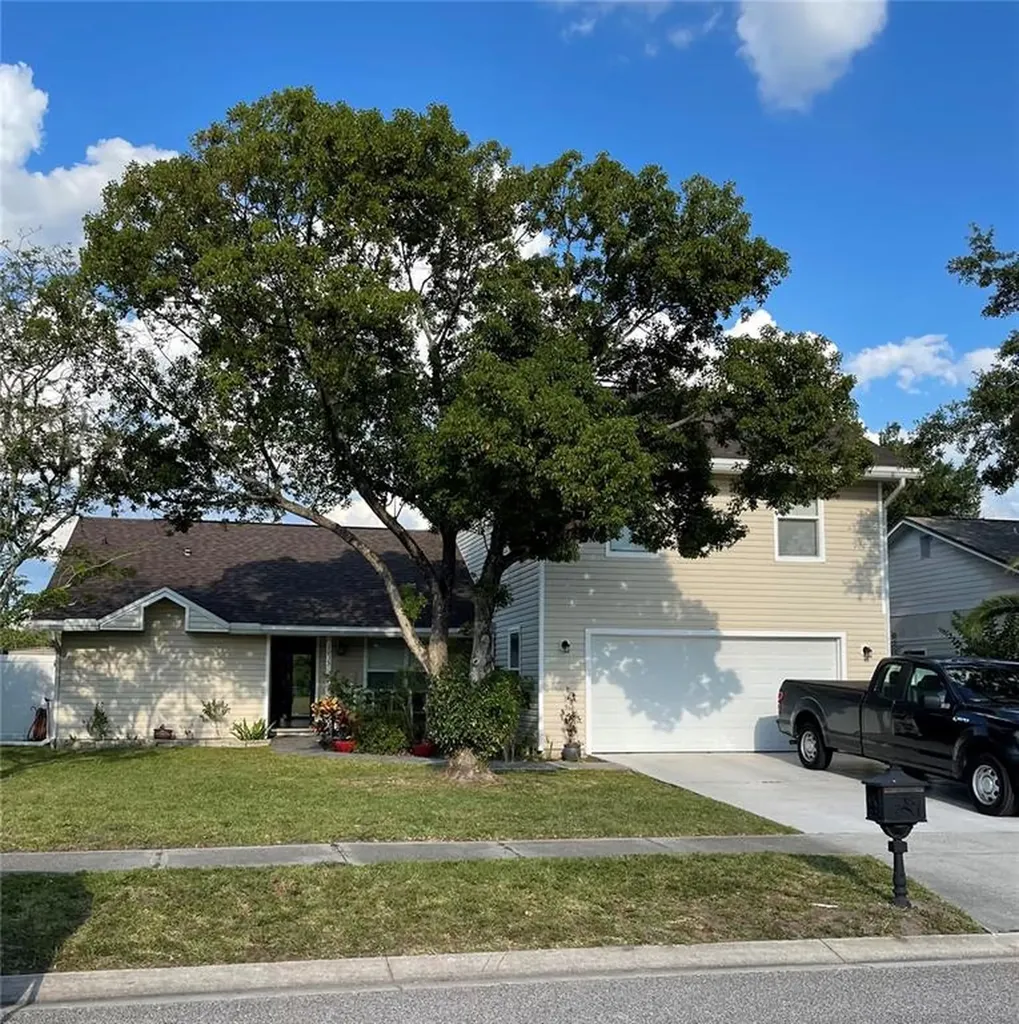 2035 Gamboge Drive Orlando FL 32822