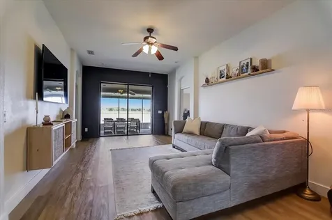 8323 Canterbury Lake Boulevard Tampa FL 33619