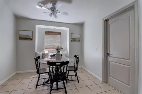 8323 Canterbury Lake Boulevard Tampa FL 33619