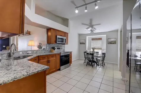 8323 Canterbury Lake Boulevard Tampa FL 33619