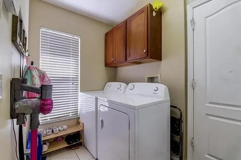 8323 Canterbury Lake Boulevard Tampa FL 33619