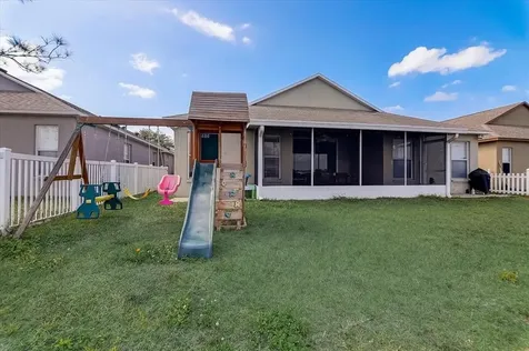 8323 Canterbury Lake Boulevard Tampa FL 33619