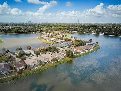 8323 Canterbury Lake Boulevard Tampa FL 33619