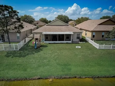 8323 Canterbury Lake Boulevard Tampa FL 33619