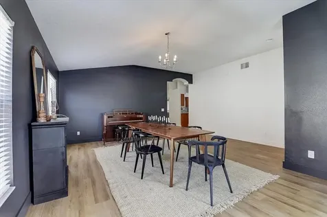 8323 Canterbury Lake Boulevard Tampa FL 33619