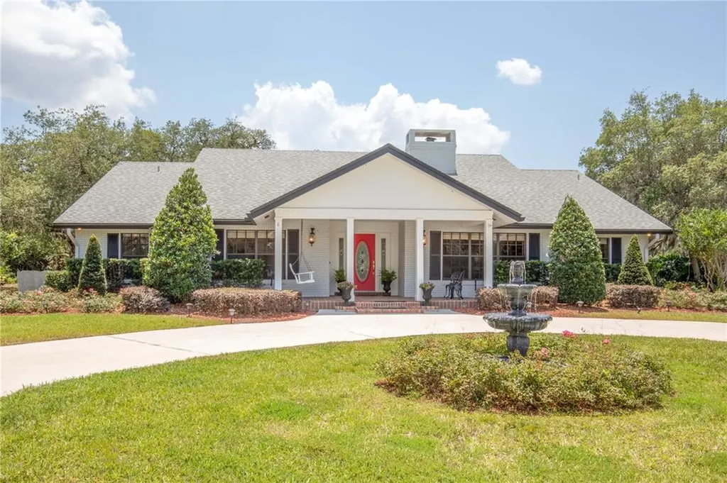 15222 Shady Lane Tavares FL 32778