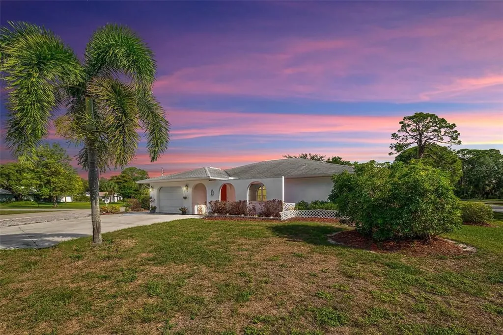 1955 Alamander Avenue Englewood FL 34223