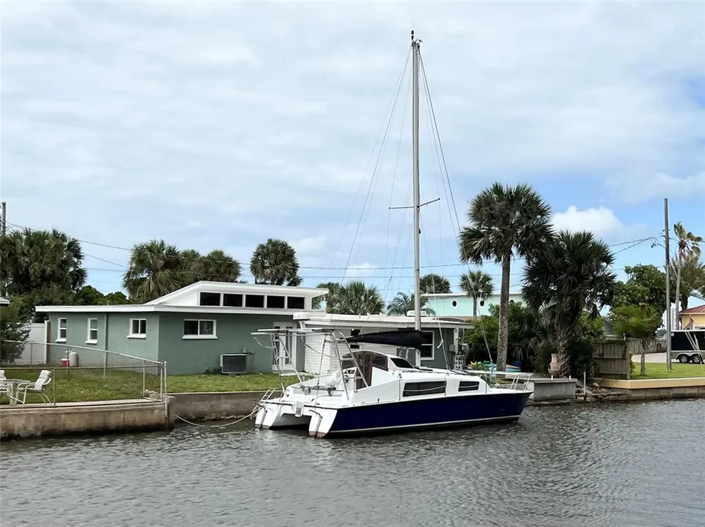 213 Sandy Circle South Daytona FL 32119