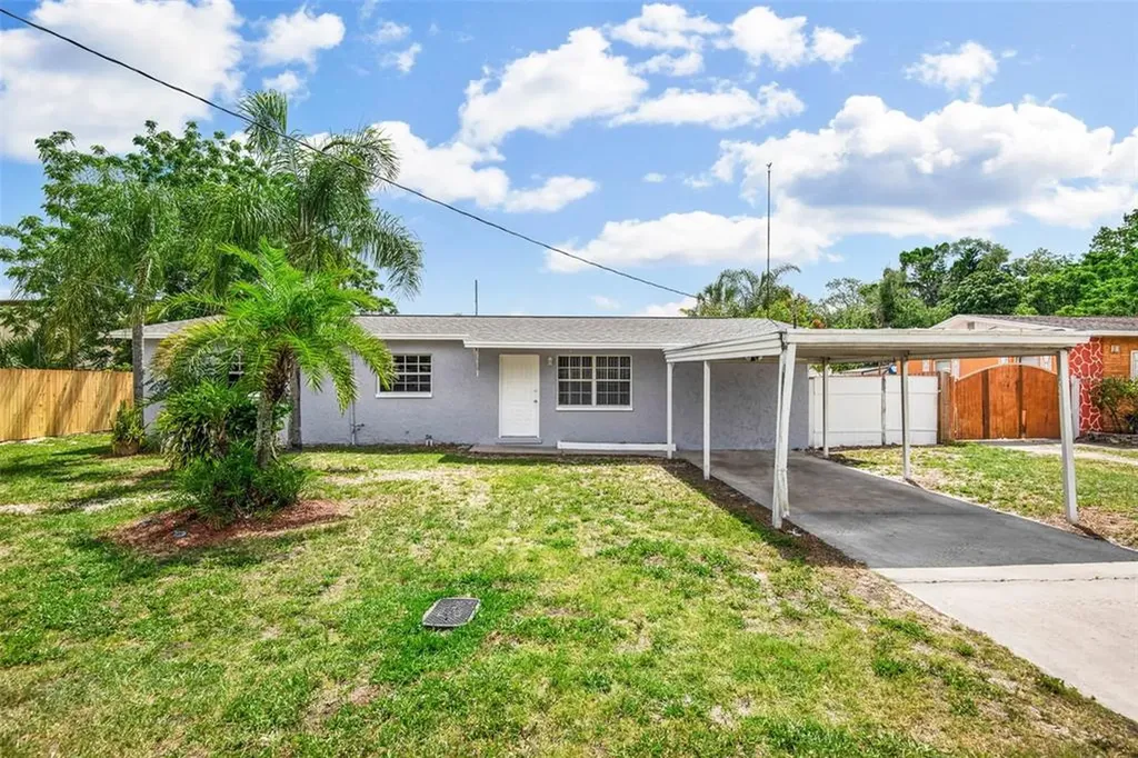 8725 N 52nd Street Tampa FL 33617