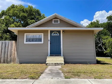 213 E Lake Street Kissimmee FL 34744