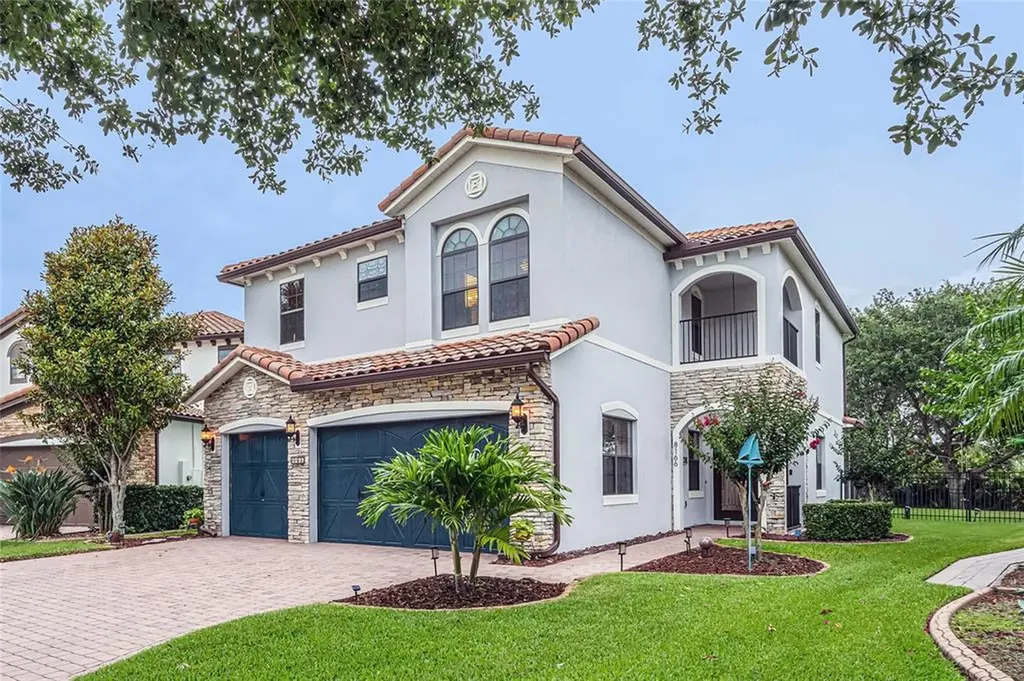 8166 Prestbury Drive Orlando FL 32832