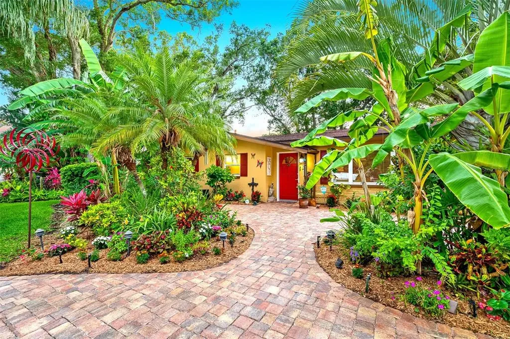 510 Oakwood Boulevard Oldsmar FL 34677