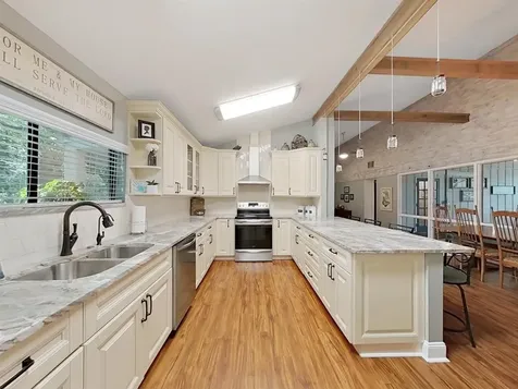 1726 Green Meadow Drive Lutz FL 33549