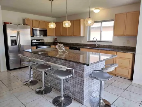 2483 Brownwood Drive Mulberry FL 33860