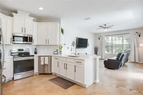 8307 Manor Club Circle Tampa FL 33647