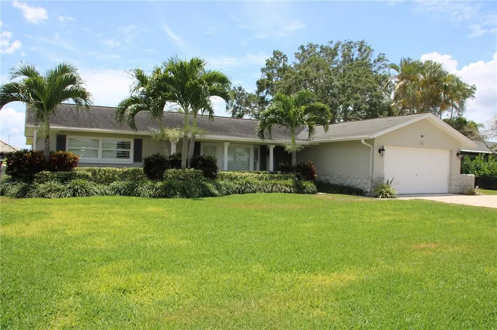 1450 52nd Avenue NE St Petersburg FL 33703