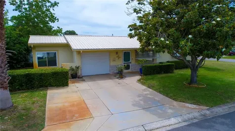 1805 57th Street N St Petersburg FL 33710