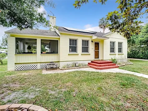 701 N Kentucky Avenue Umatilla FL 32784
