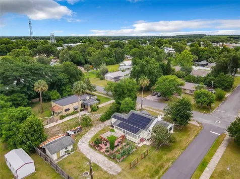 701 N Kentucky Avenue Umatilla FL 32784