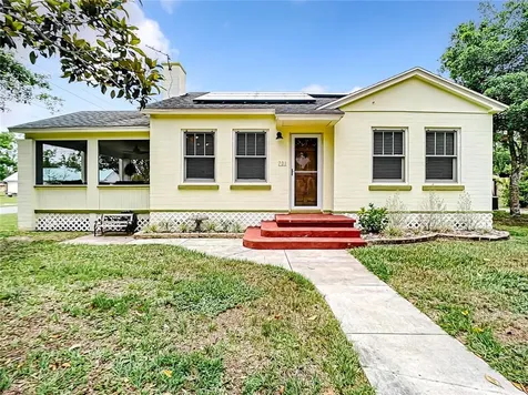 701 N Kentucky Avenue Umatilla FL 32784