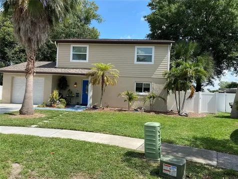 8614 Barkwood Place Tampa FL 33615