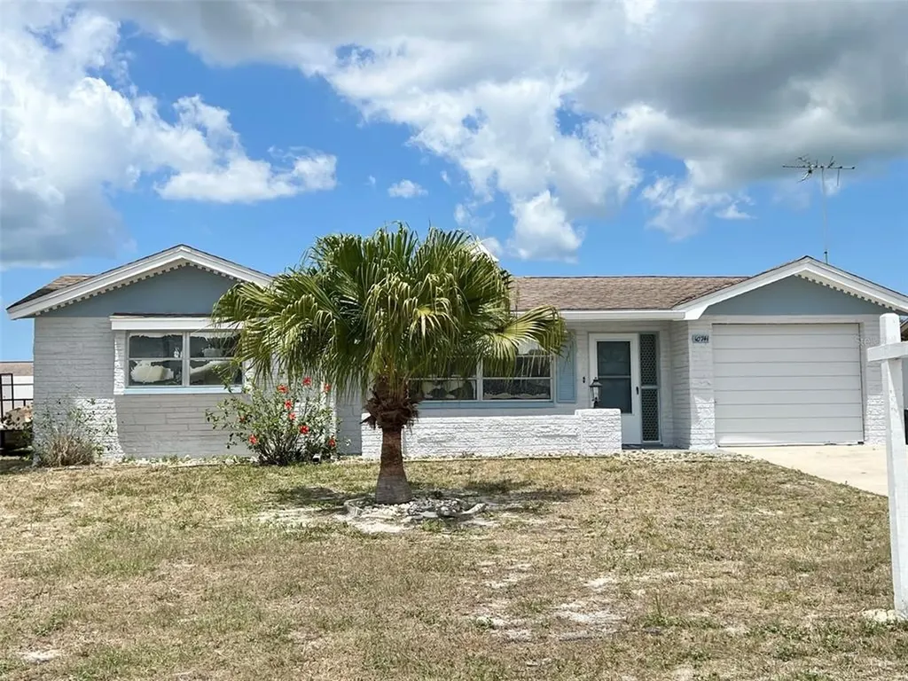 10741 Manchester Road Port Richey FL 34668