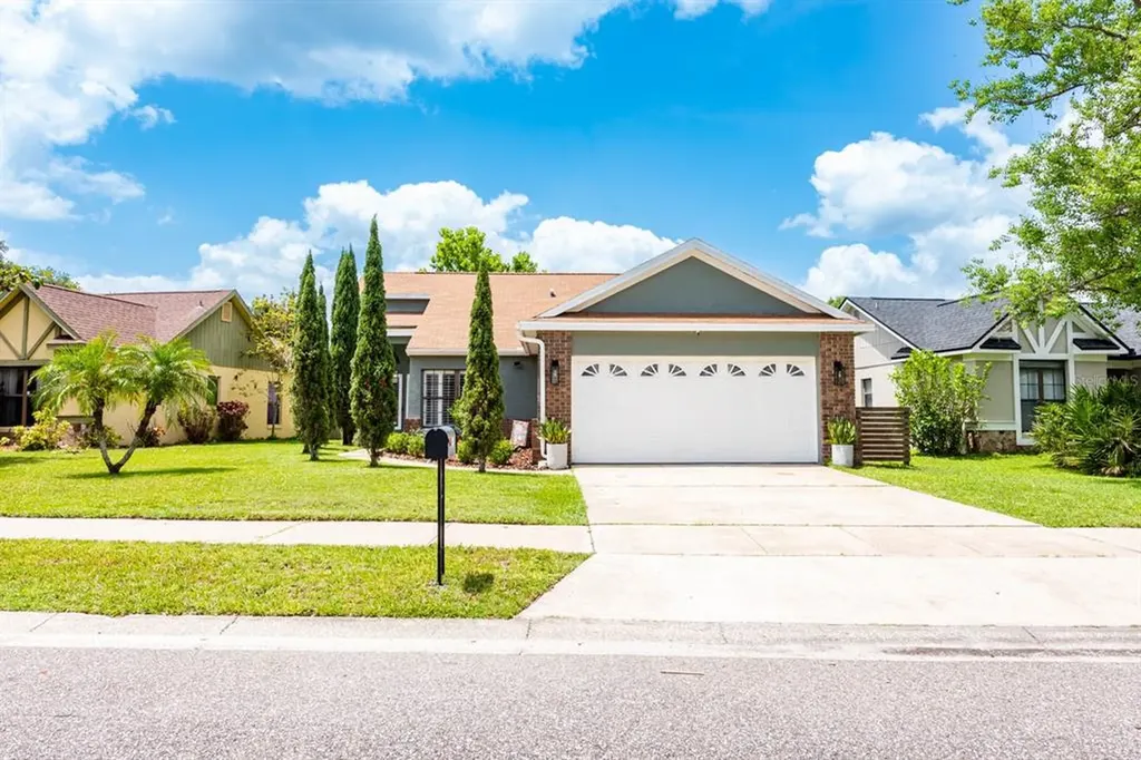 1014 Pearson Drive Oviedo FL 32765