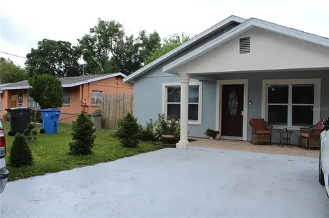 3915 Del Valle Avenue Tampa FL 33614