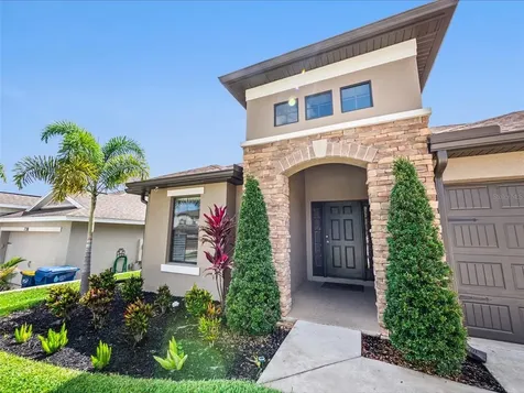 724 Arbor Pointe Avenue Minneola FL 34715
