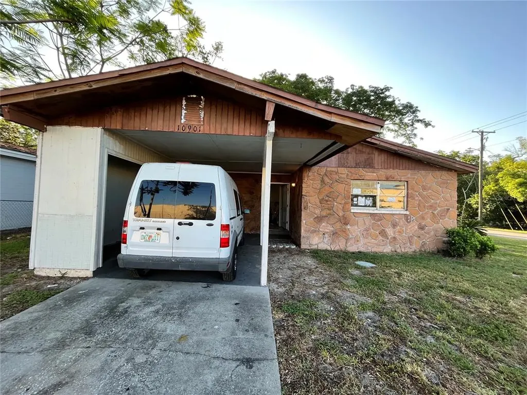 10901 N Florence Avenue Tampa FL 33612