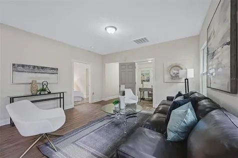 625 Kirkwood Terrace N St Petersburg FL 33701