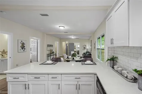 625 Kirkwood Terrace N St Petersburg FL 33701