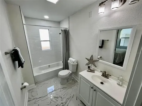 625 Kirkwood Terrace N St Petersburg FL 33701
