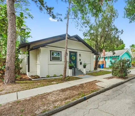 625 Kirkwood Terrace N St Petersburg FL 33701