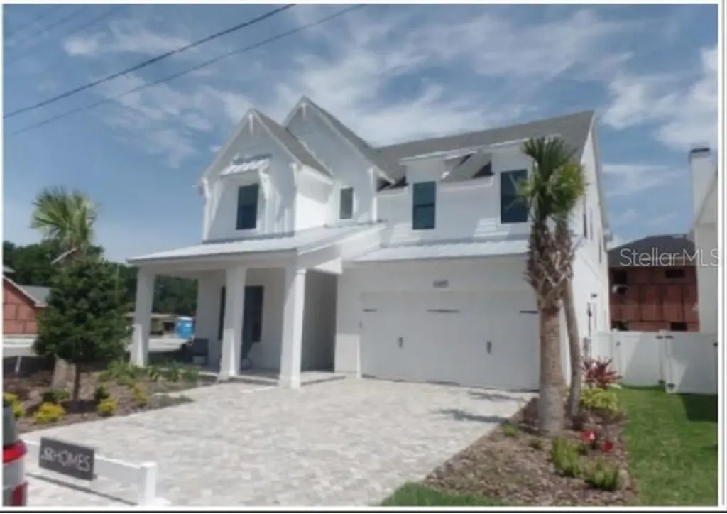 3305 W North B Street Tampa FL 33609