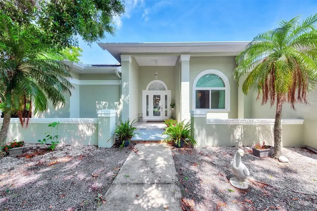 1800 Whispering Pines Circle Englewood FL 34223