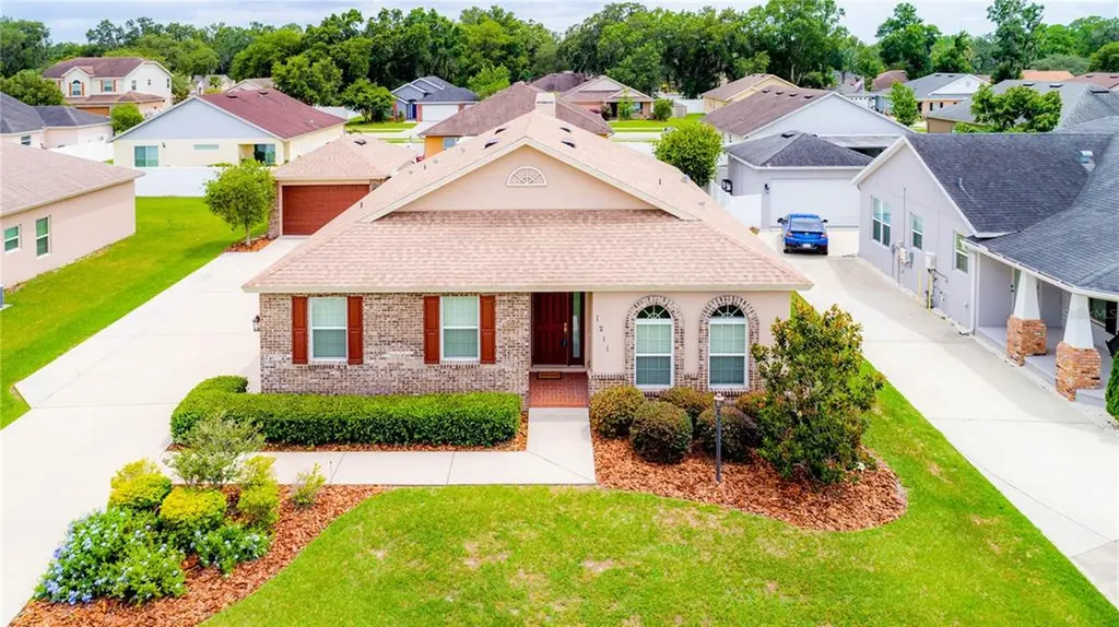 1211 Lavender Jewel Court Plant City FL 33563