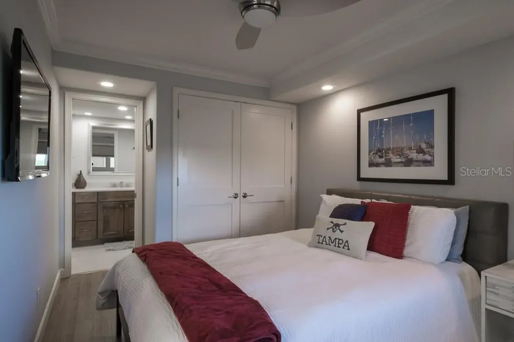 4325 Gulf Of Mexico Drive Longboat Key FL 34228