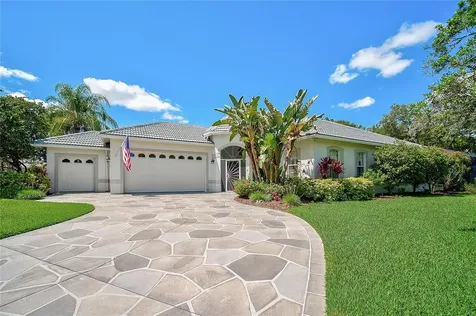 10050 Glenmore Avenue Bradenton FL 34202