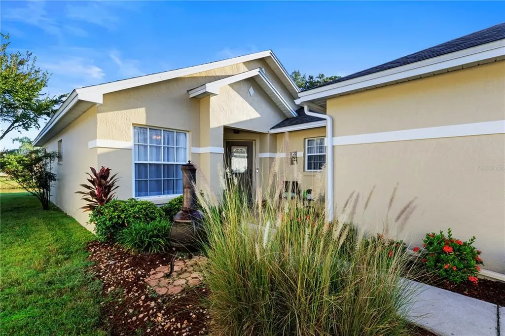 2136 Rocky Pointe Drive Lakeland FL 33813