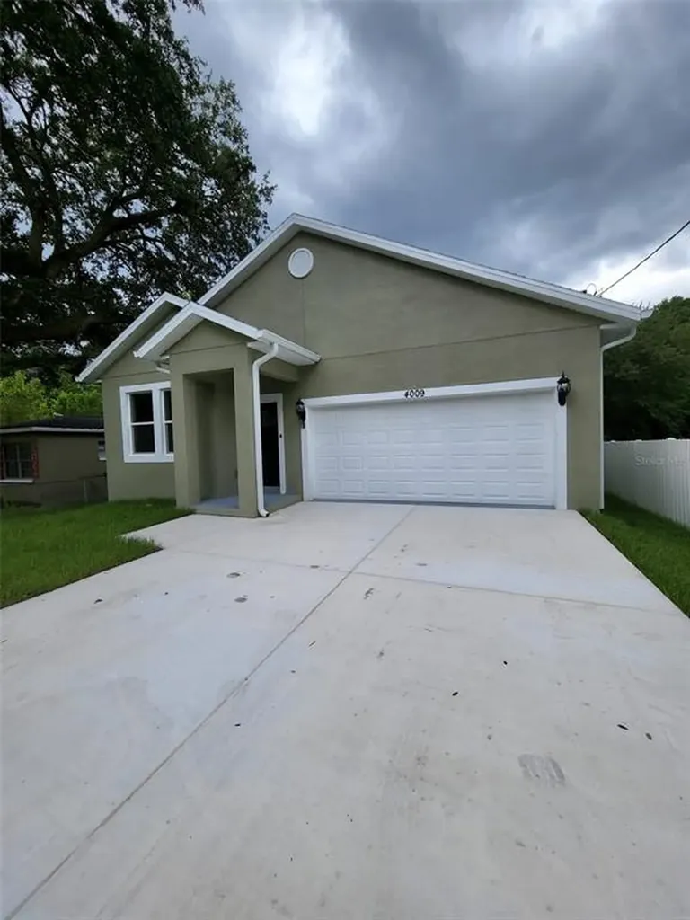 4009 E Miller Avenue Tampa FL 33617