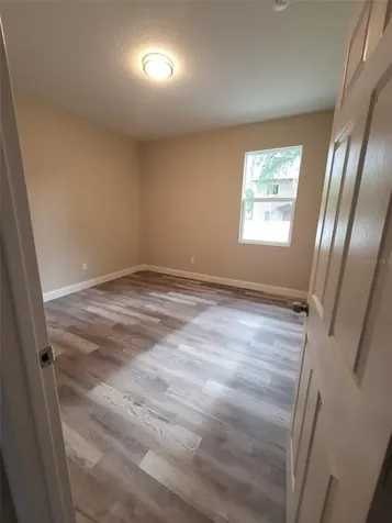 4009 E Miller Avenue Tampa FL 33617