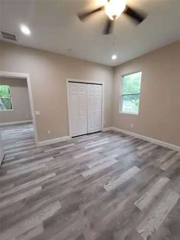 4009 E Miller Avenue Tampa FL 33617