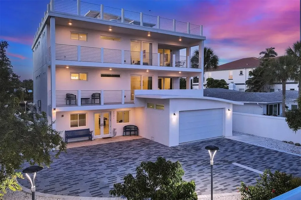 423 S Polk Drive Sarasota FL 34236