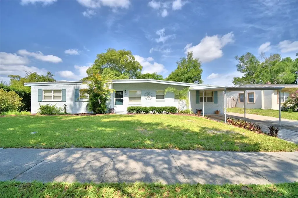 88 S Solandra Drive Orlando FL 32807