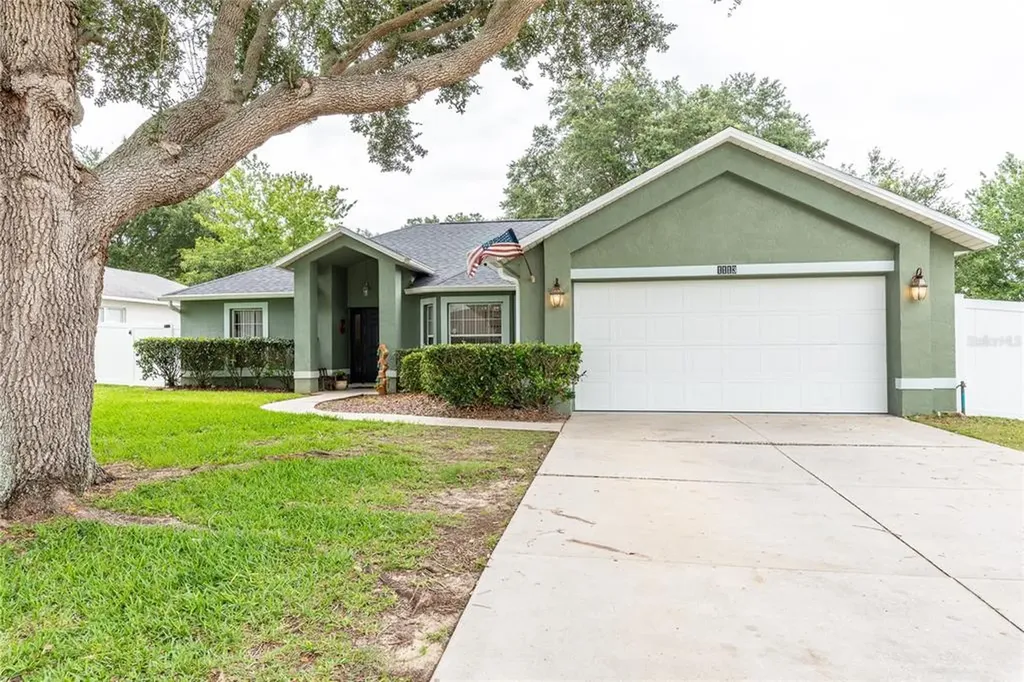 1113 Windy Bluff Drive Minneola FL 34715