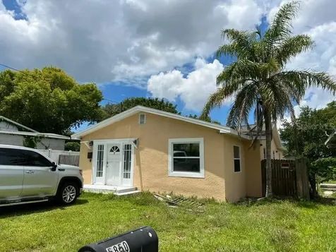5850 44th Street N St Petersburg FL 33714